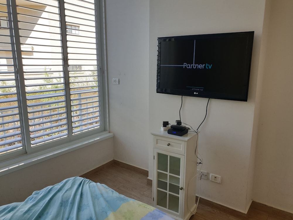 Basic Apartment photo 3