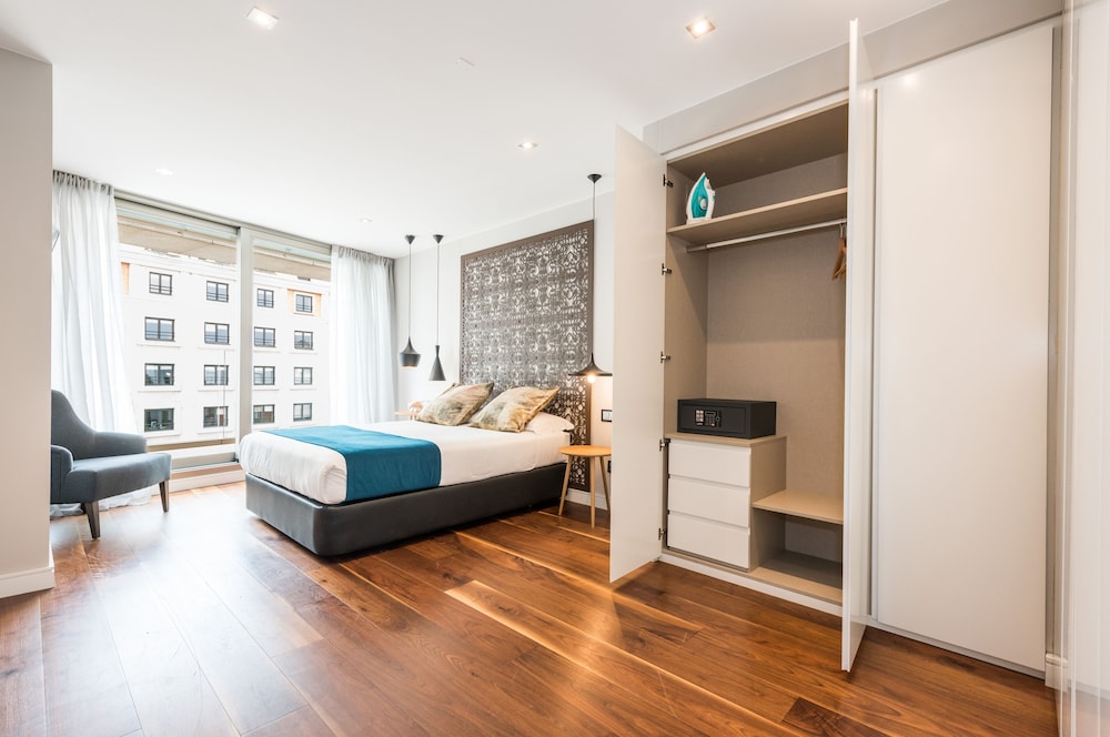Dúplex en la Ciudad, 4 Habitaciones, Terraza, Vista a la Ciudad