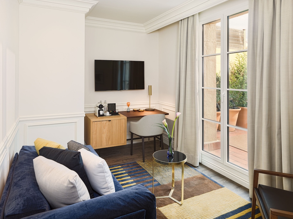 Suite (Mimosa)
