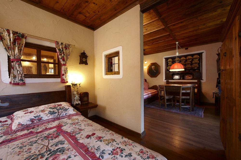 Deluxe Prestige Room photo 3