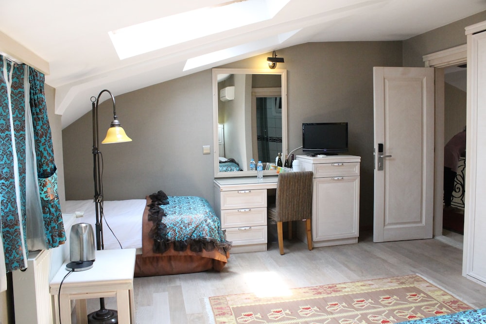 Triple Room photo 2