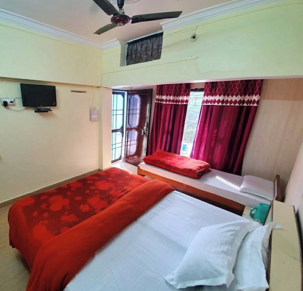 Standard Triple Room photo 3