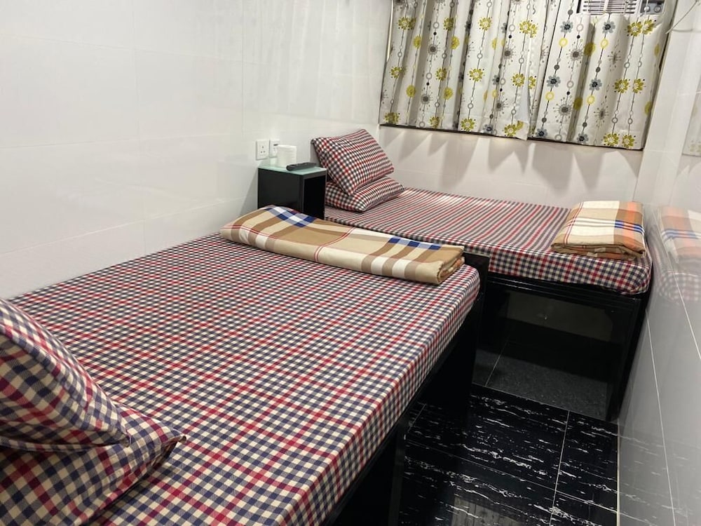 Basic Triple Room photo 2