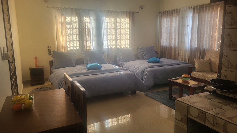 Standard Twin Room, City View