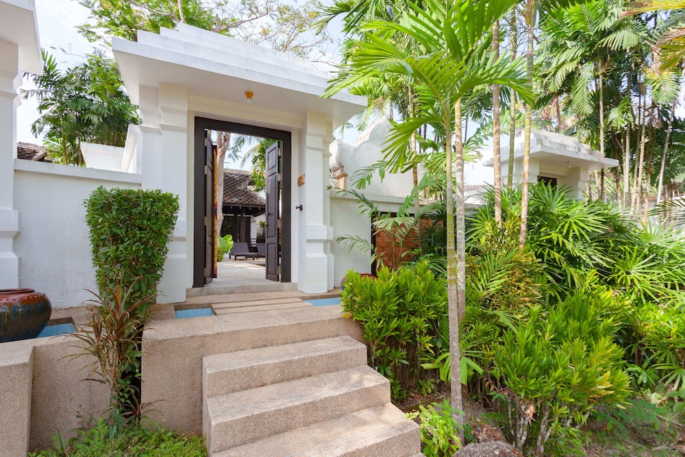 Grand Deluxe Pool Villa - Photo 7