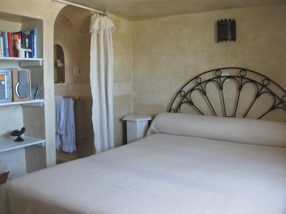 Family Apartment, 2 Bedrooms, 2 Bathrooms, Sea View (Abla) photo 2