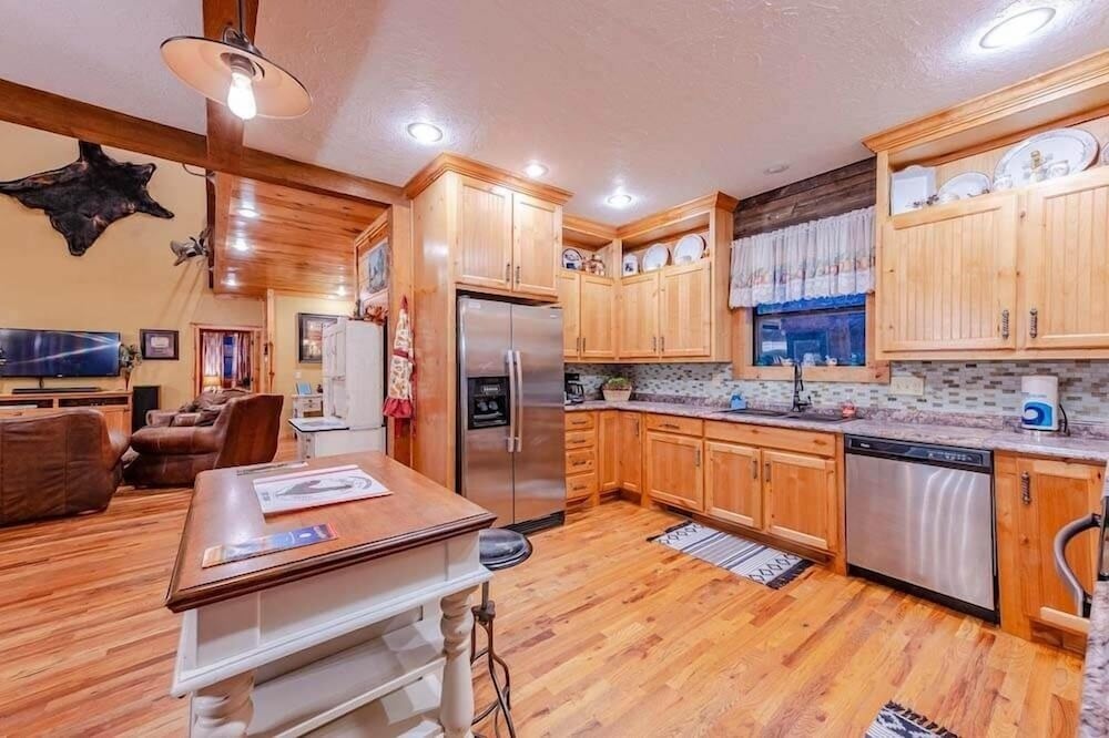 Cabin, 3 Bedrooms photo 3