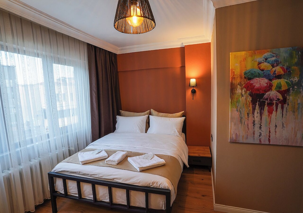 Basic Room, Non Smoking, City View photo 3