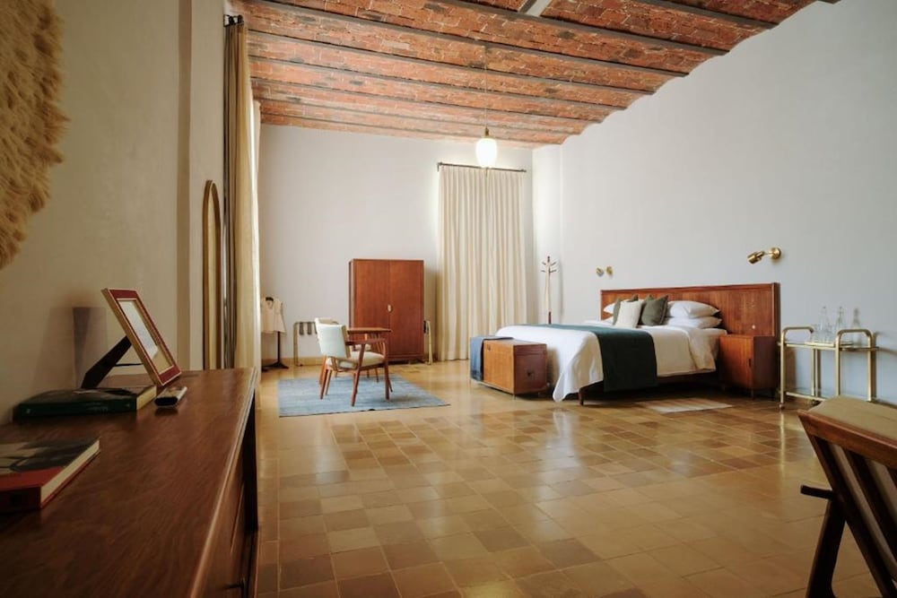 Suite, 1 King Bed (Master)