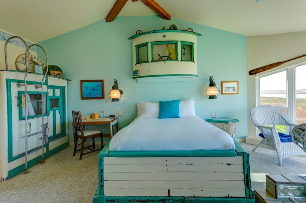 Romantic Room, 1 Queen Bed, Bathtub, River View