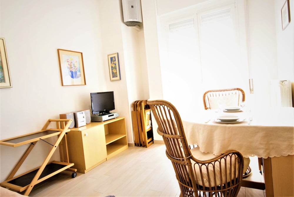 Family Apartment photo 3
