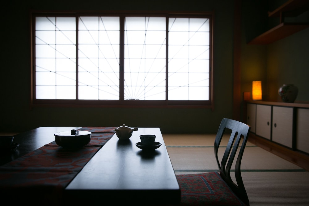 Japanese Style Room for 1 guest, Shared Bath Room photo 2