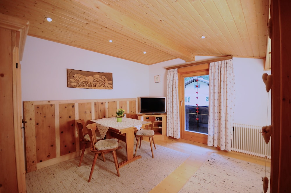 Family Apartment, 1 Bedroom, Balcony, Mountain View (Casa Asura,incl. end cleaning fee €55) photo 3