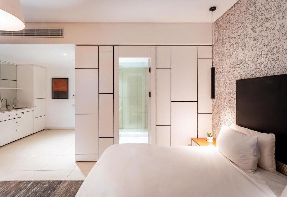 Deluxe Double or Twin Room, Balcony, City View