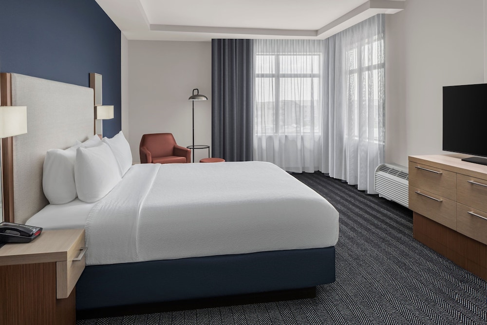 Suite, 1 Bedroom photo 2