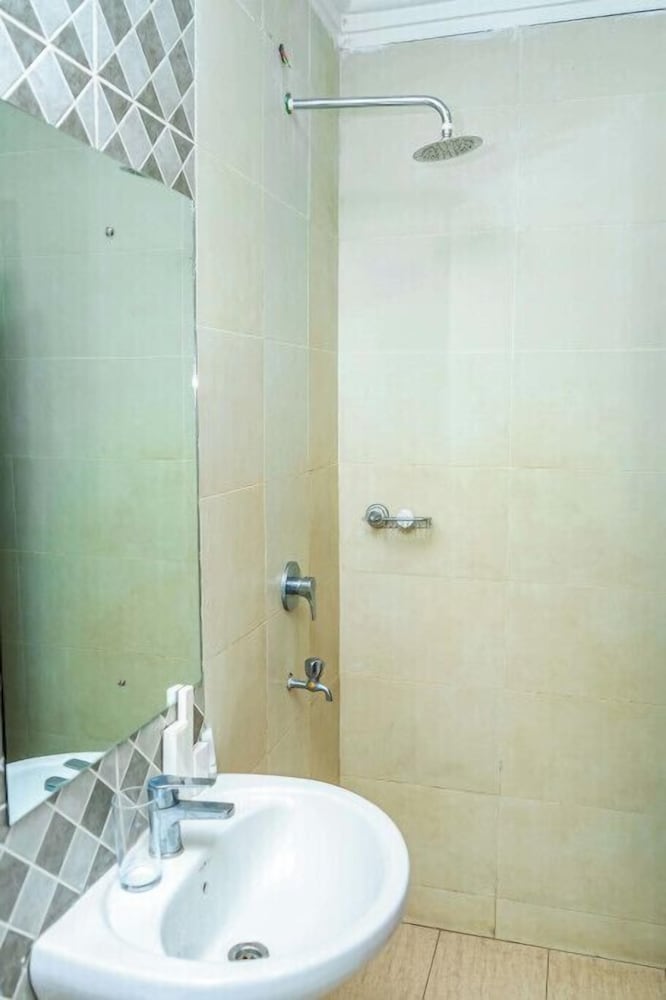 Deluxe Twin Room photo 3