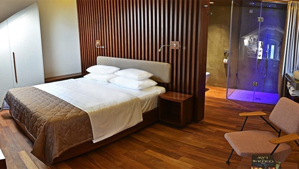 Double Room, Ensuite, Sea View (Mt Orjen)