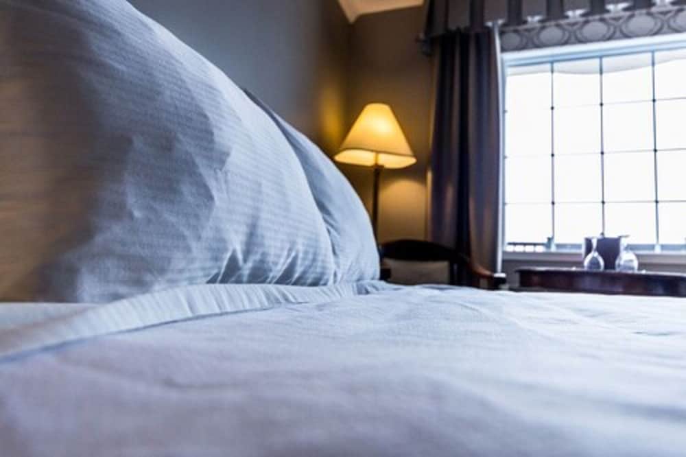 Superior Room, 2 Queen Beds, Balcony photo 2