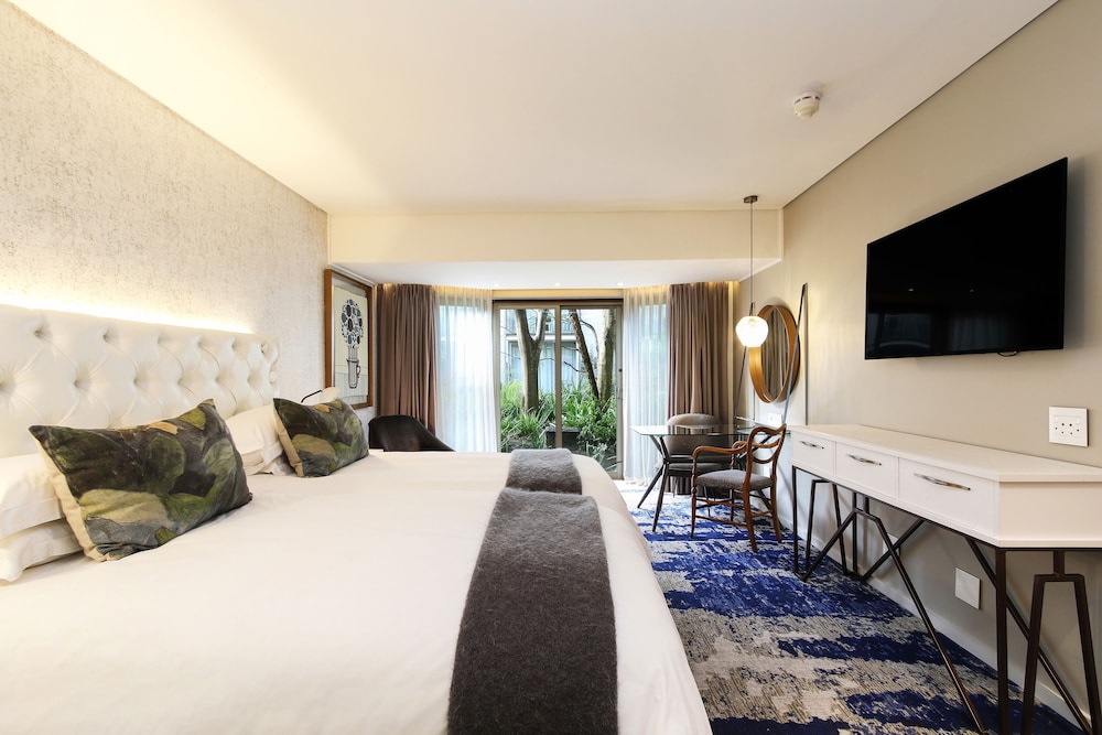 Standard Room, 1 King Bed, Courtyard View, Courtyard Area (Courtyard Room) photo 1