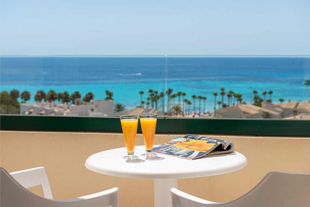 Double Room, Balcony, Sea View - Photo 5