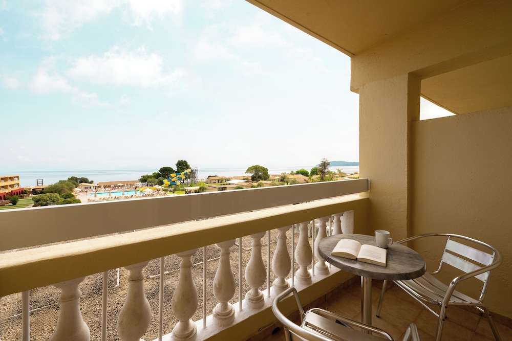 Comfort Twin Room, Sea View photo 3