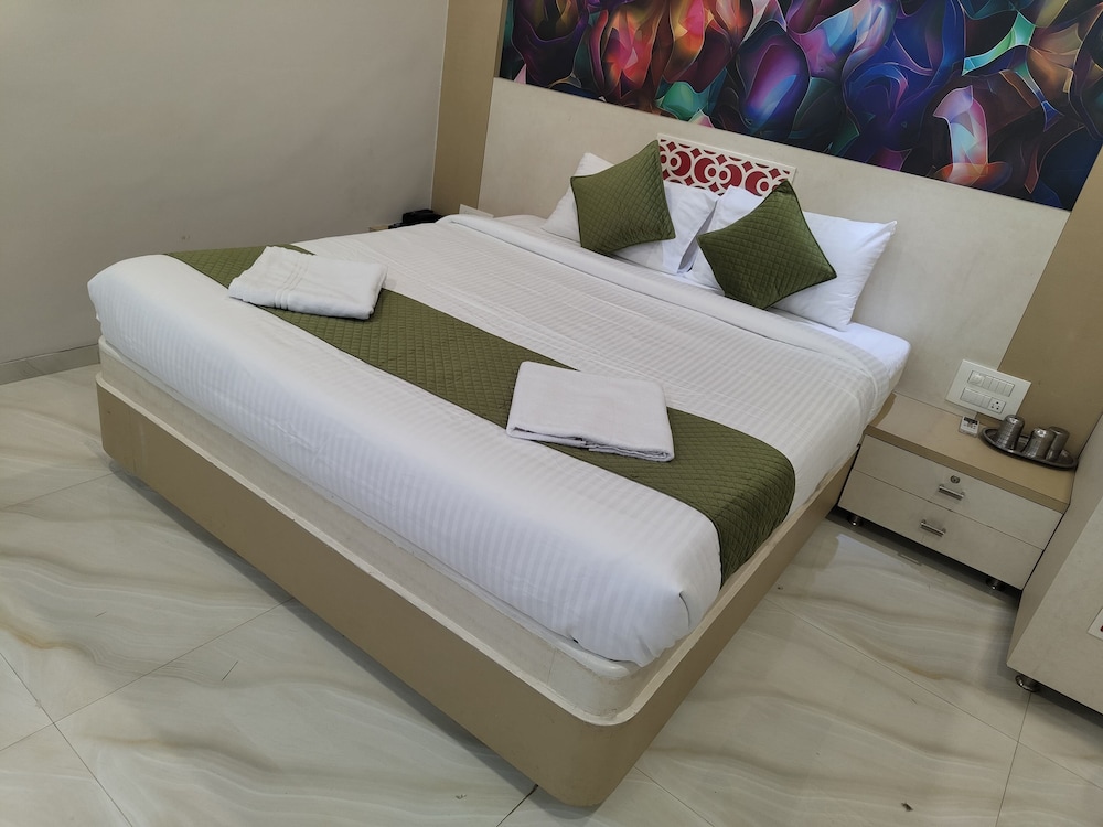 Deluxe Double Room, Balcony, Valley View