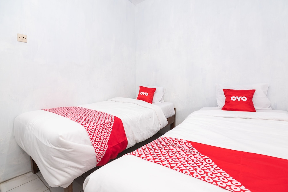 Standard Twin Room photo 1