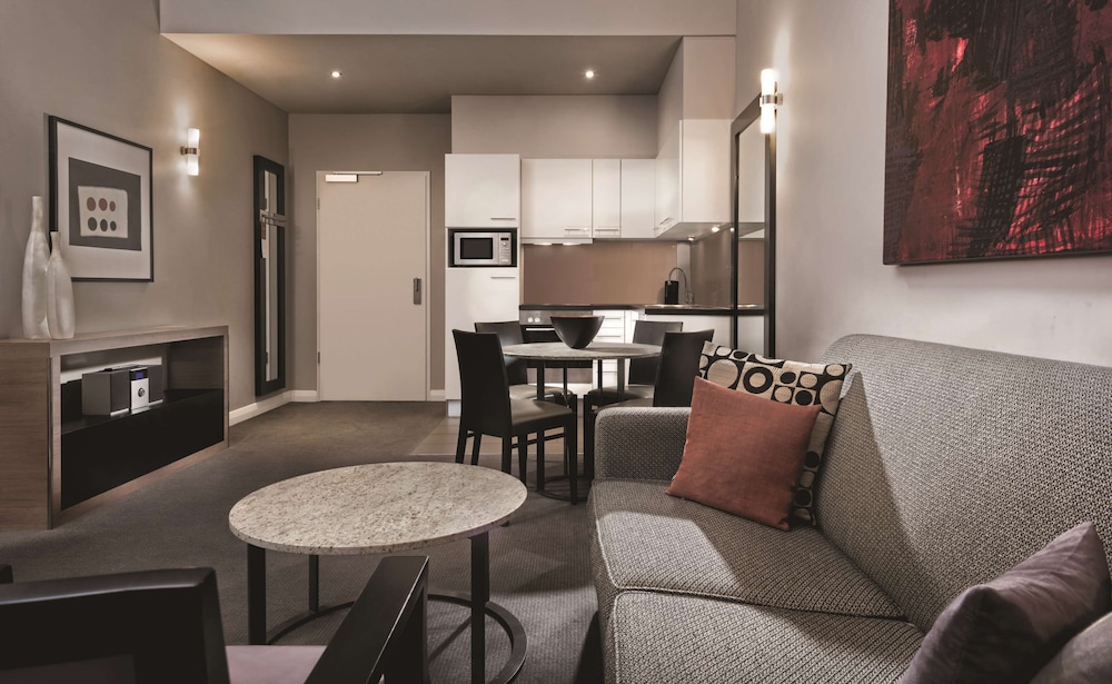 Apartment, 2 Bedrooms, Kitchen thumbnail 5