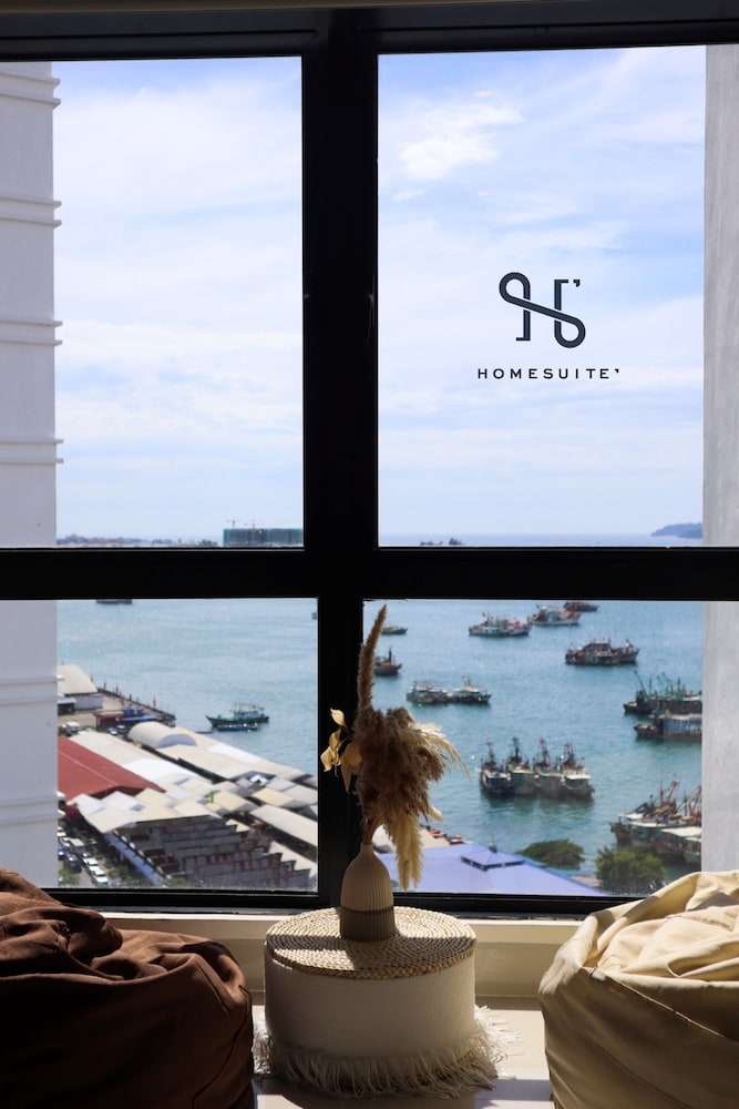 Family Studio, 1 Queen Bed with Sofa bed, Sea View photo 2