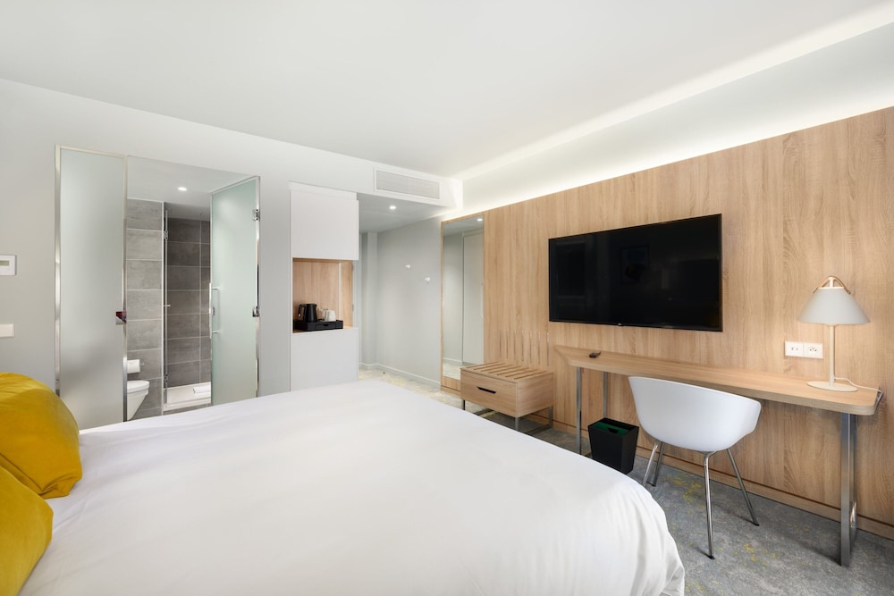 Deluxe Room, 1 King Bed