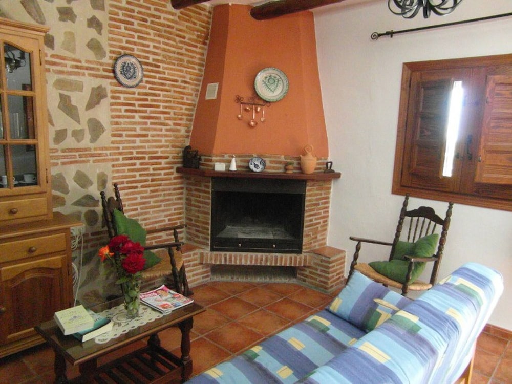Bungalow, 2 Bedrooms photo 3