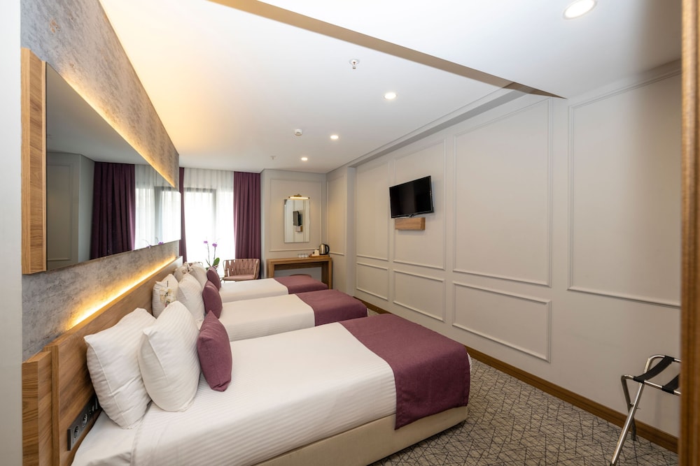 Comfort Triple Room photo 1