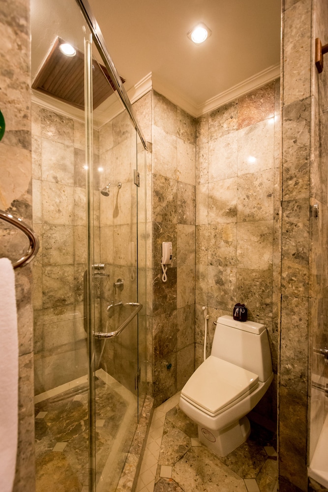 Empress Suite Room photo 3