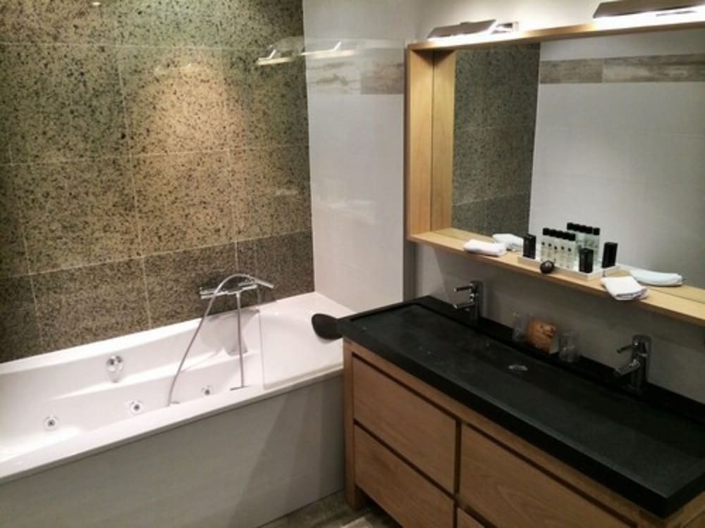 Junior Suite - Photo 9
