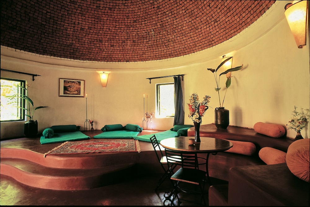 2 Bedroom Cottage Suite - Photo 1