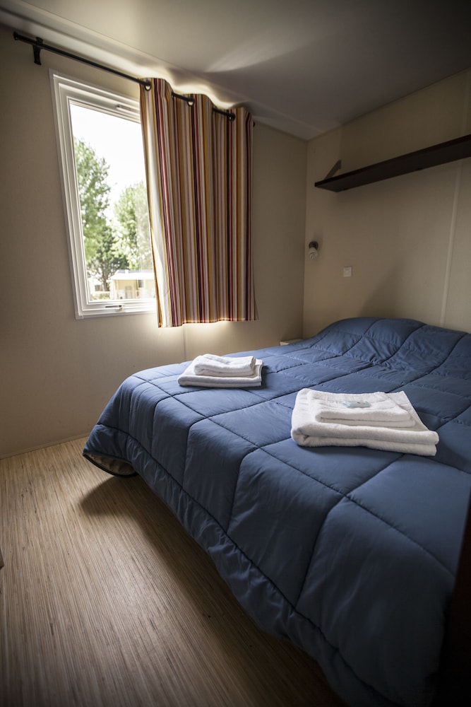 Mobile Home, 3 Bedrooms, Terrace (Prestige 6/8 pers) photo 3
