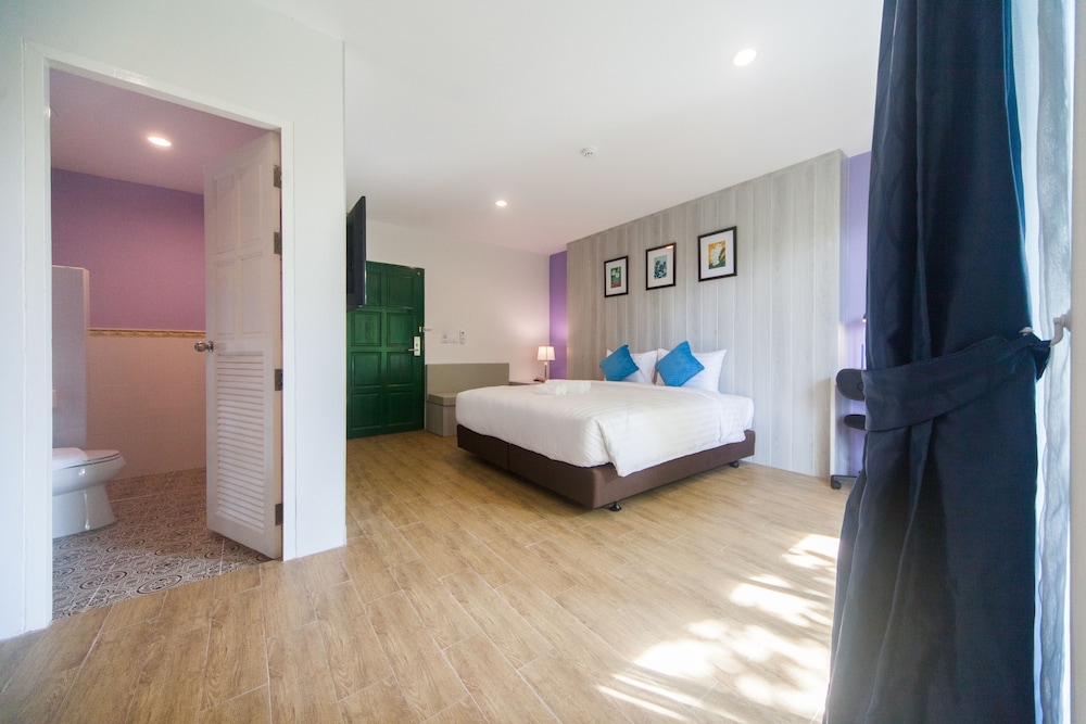 Deluxe Double Room photo 2
