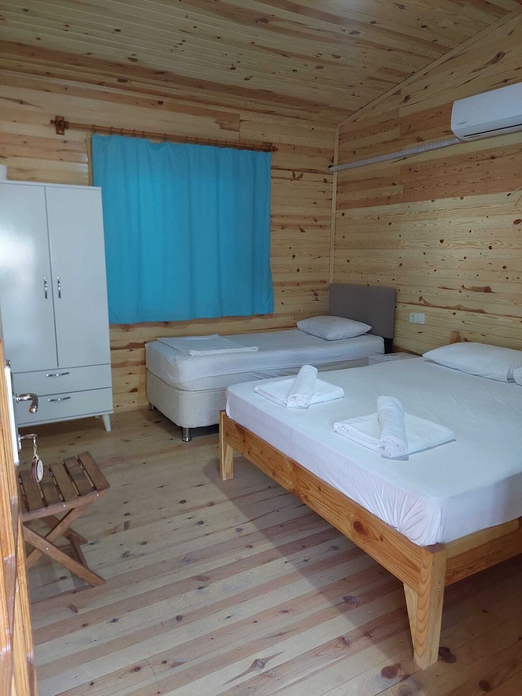 Bungalow, Multiple Beds, Garden View photo 3