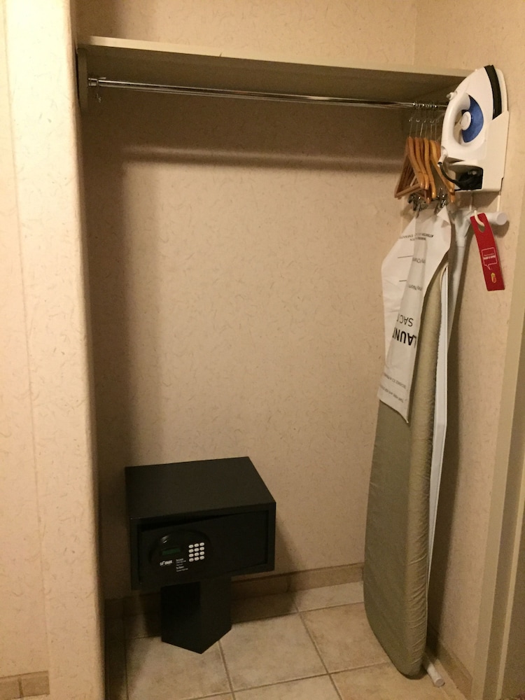 Efficiency, Room, 1 King Bed, Non Smoking - Photo 4