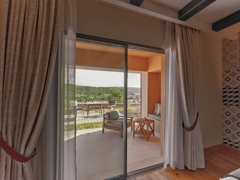 Deluxe Room, 2 Queen Beds, Terrace, Valley View - Photo 2