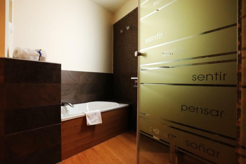 Deluxe Suite, Bay View photo 3