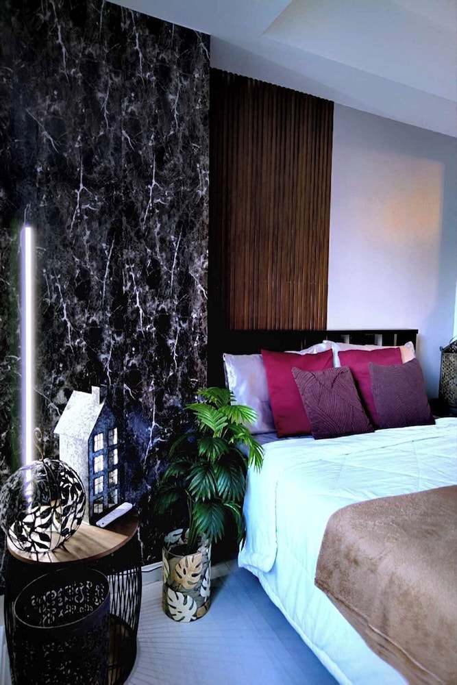 Apartment - Photo 2