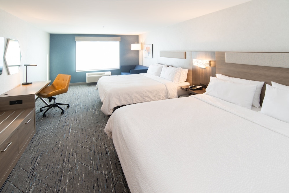 Suite, Multiple Beds