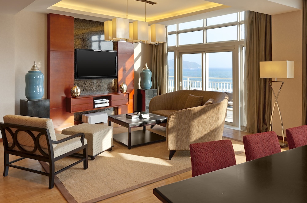 Suite, 2 Bedrooms photo 3