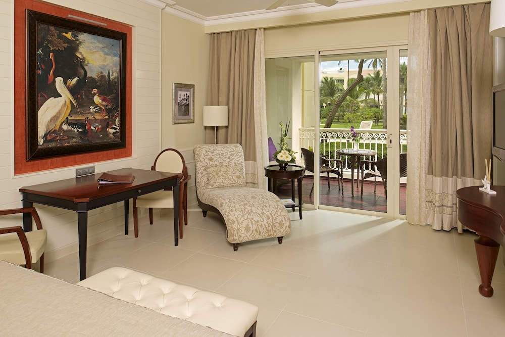Suite (Upper Floor)