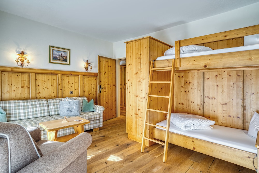 Family Suite photo 2