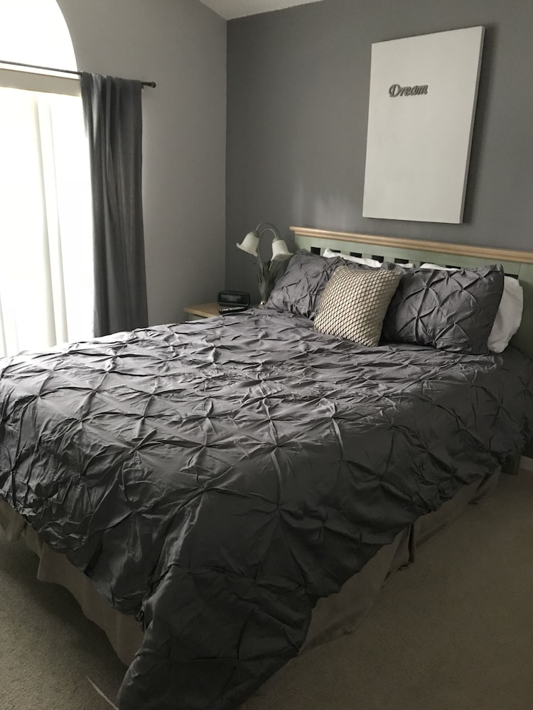 House, Multiple Beds, Private Pool (Laurel Ridge)