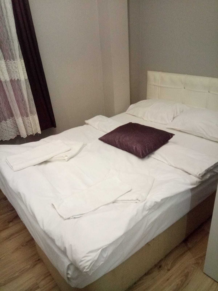 Economy Apartment photo 1