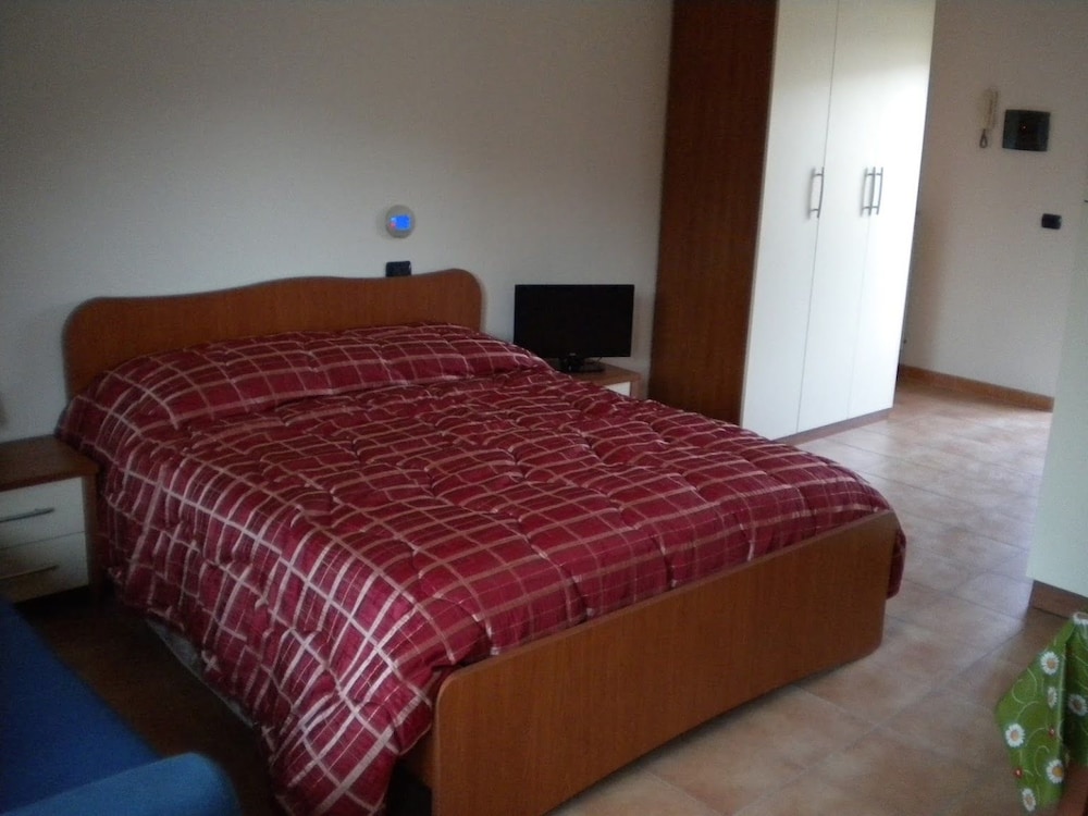 Triple Room, Kitchenette photo 1