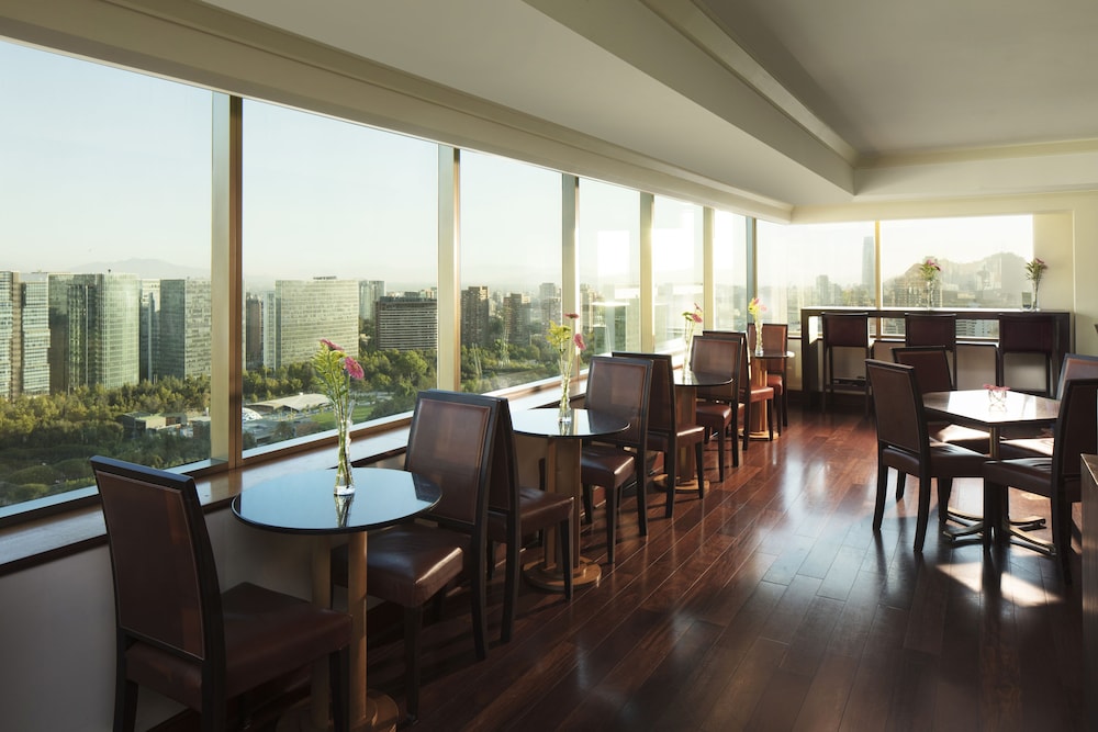 Executive Suite, 1 Bedroom, Executive Level - Photo 7